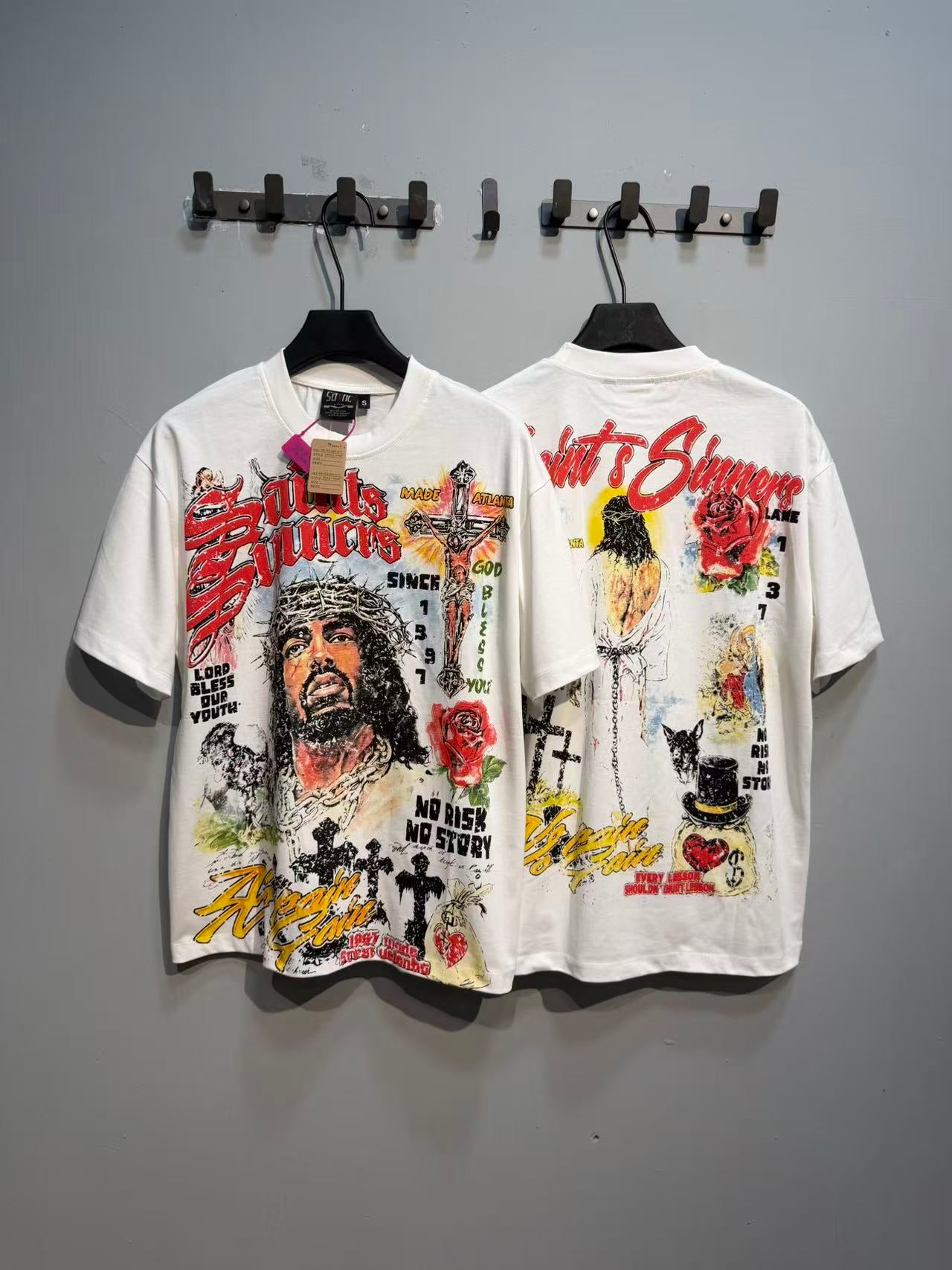 Camiseta Oversize Gráfica 'Saint & Sinner' - Edición Streetwear de Alto Impacto