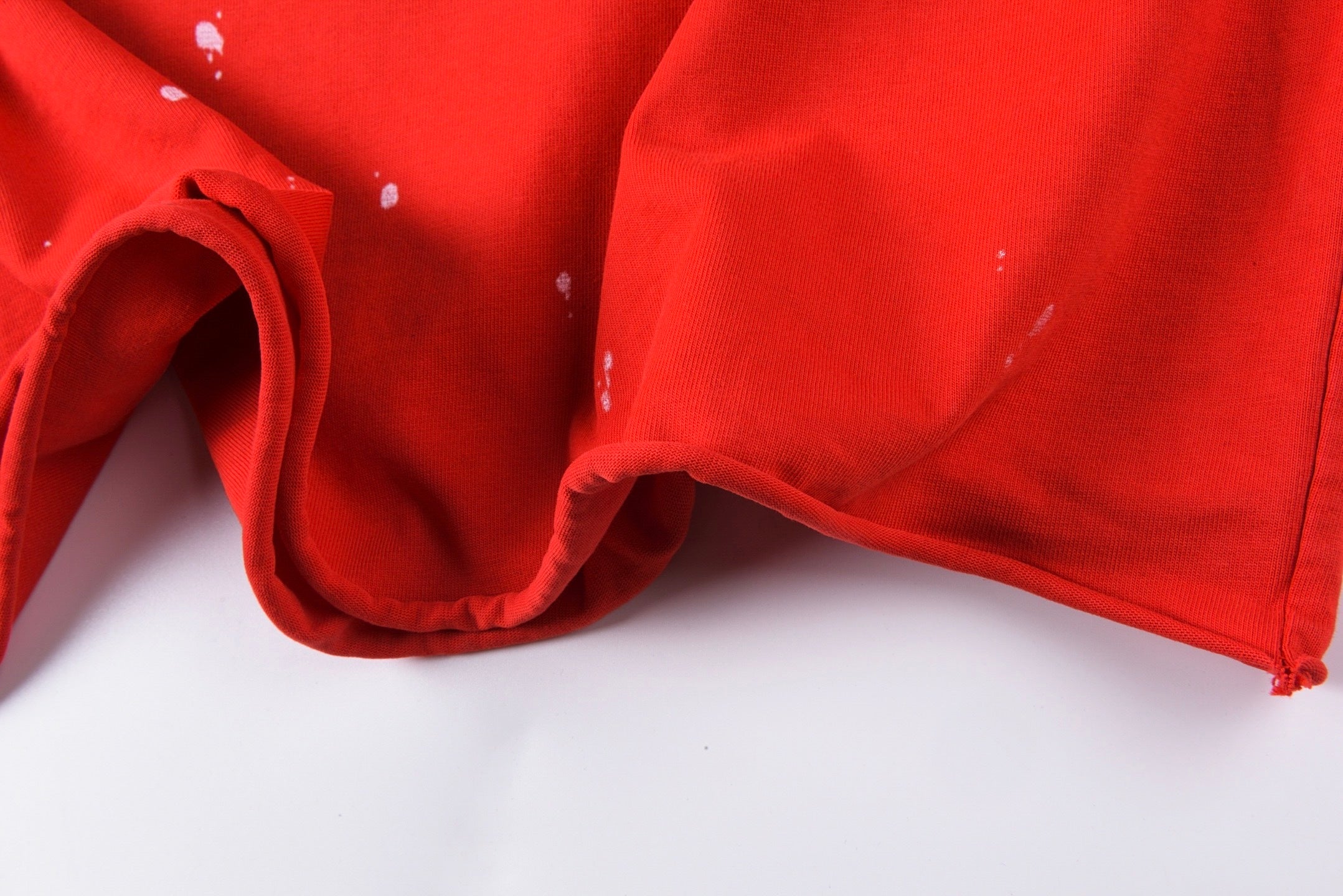 Camiseta 'Double Layer' Efecto Desgastado - Edición Streetwear