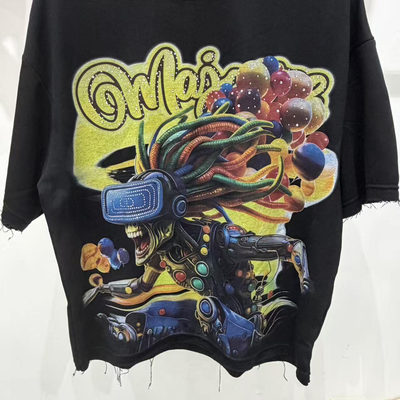 Camiseta Oversize 'Cyber-Vision' - Edición Streetwear Futurista