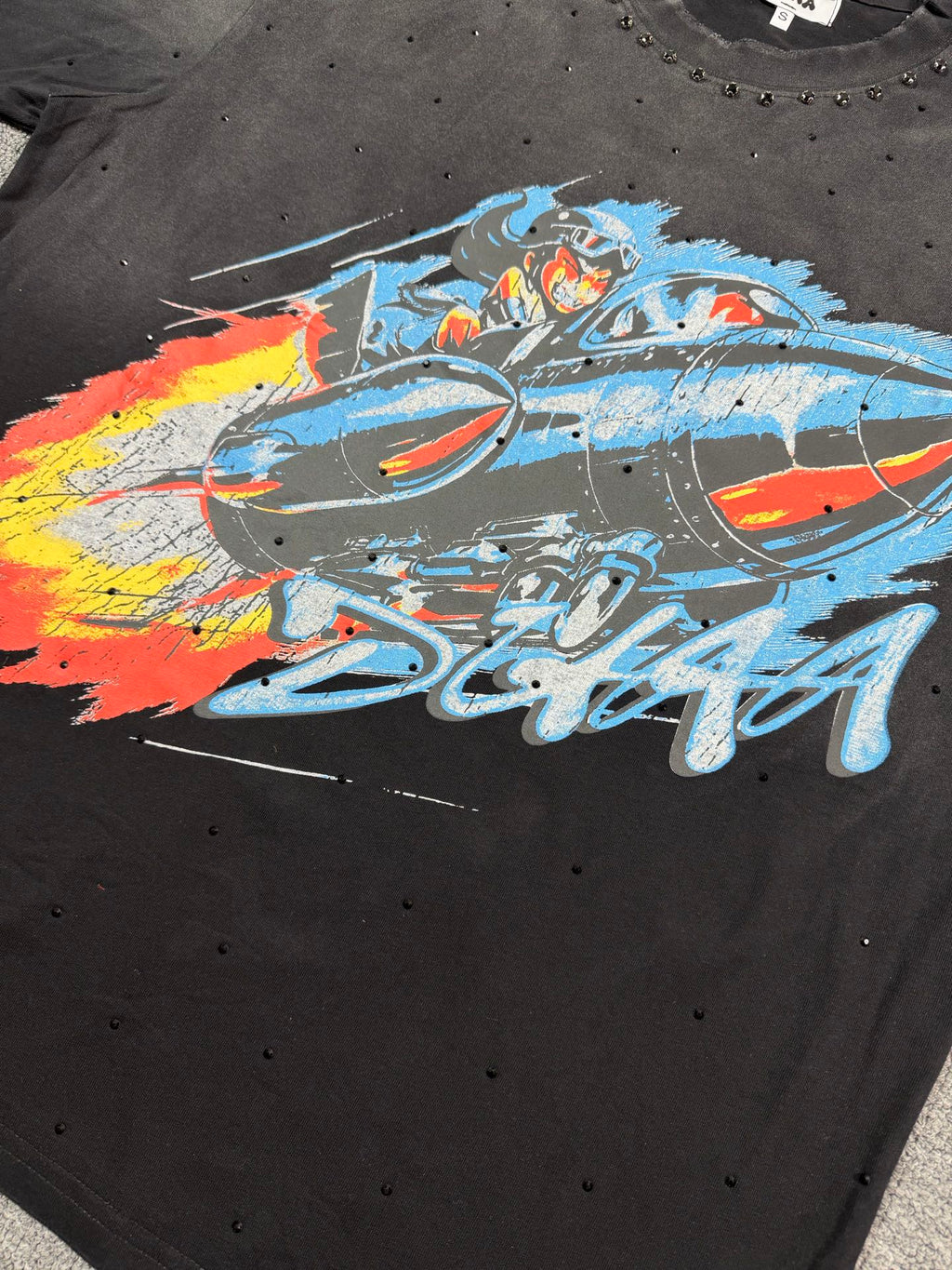 Camiseta Oversize 'Jet Fighter' con Estoperoles - Edición Streetwear Premium