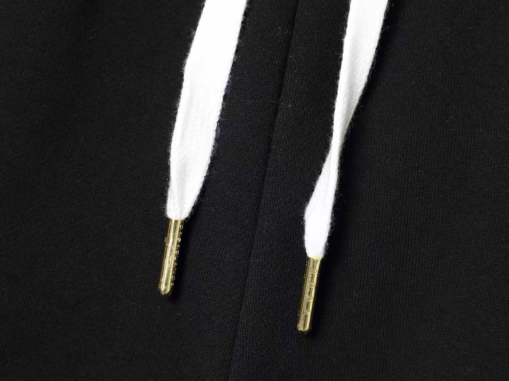 Shorts 'Heritage Emblem' - Edición Streetwear Casual
