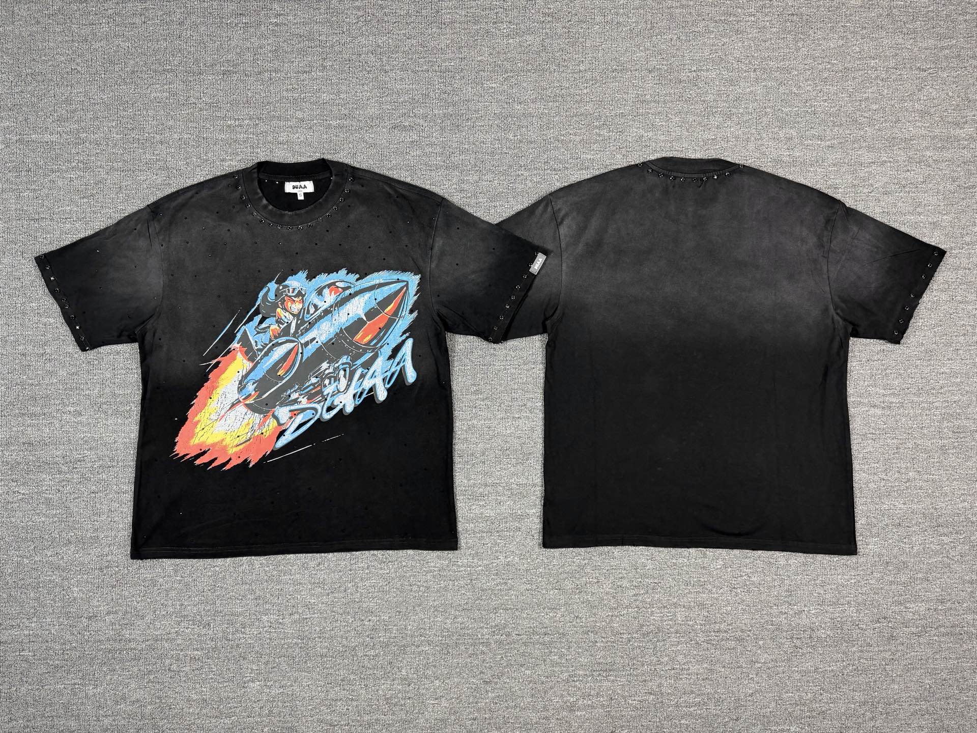 Camiseta Oversize 'Jet Fighter' con Estoperoles - Edición Streetwear Premium