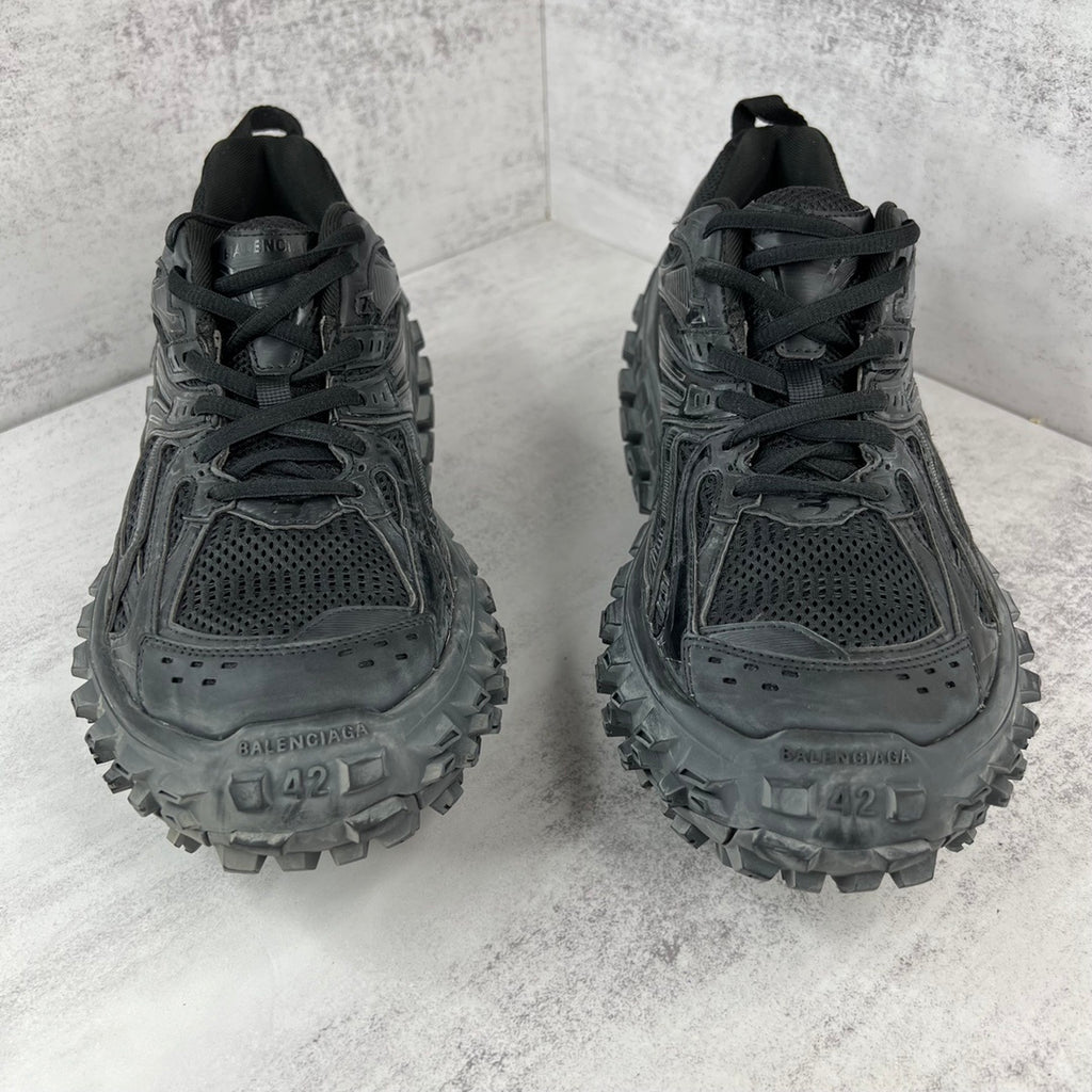 Zapatillas 'Off-Road Tread' - Edición Streetwear Vanguardista