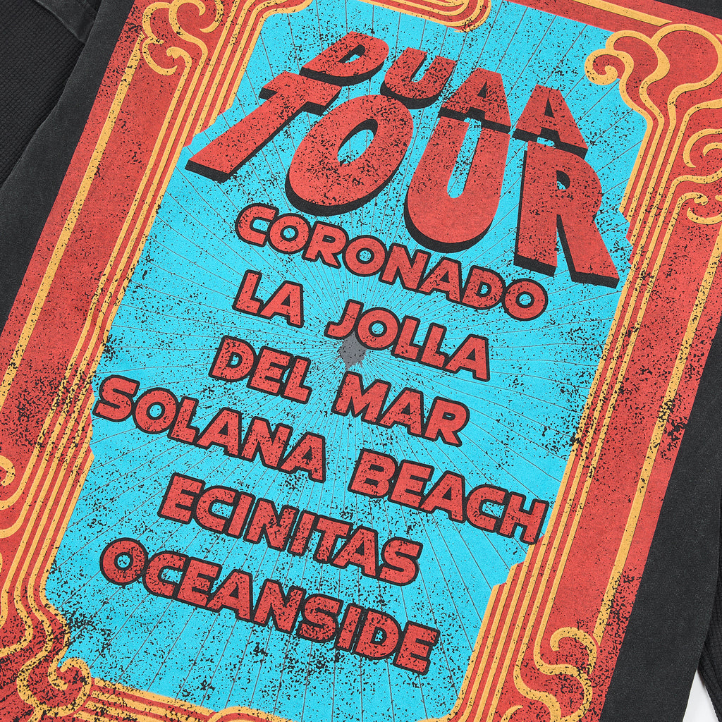 Camiseta Manga Larga Gráfica 'Dua Tour' - Estilo Oversize Streetwear