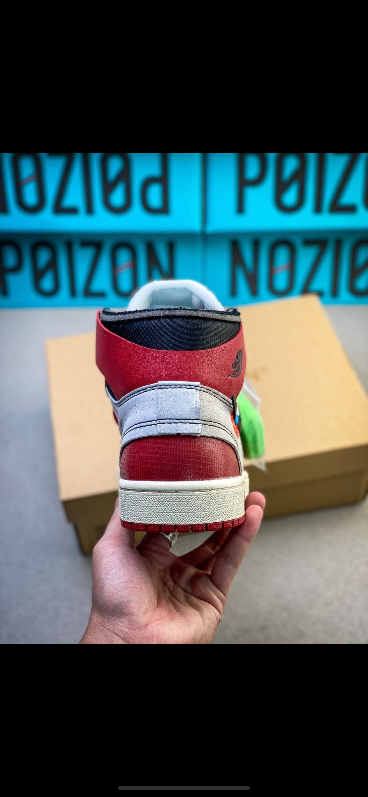 Jordan 1 Retro High Off-White Chicago