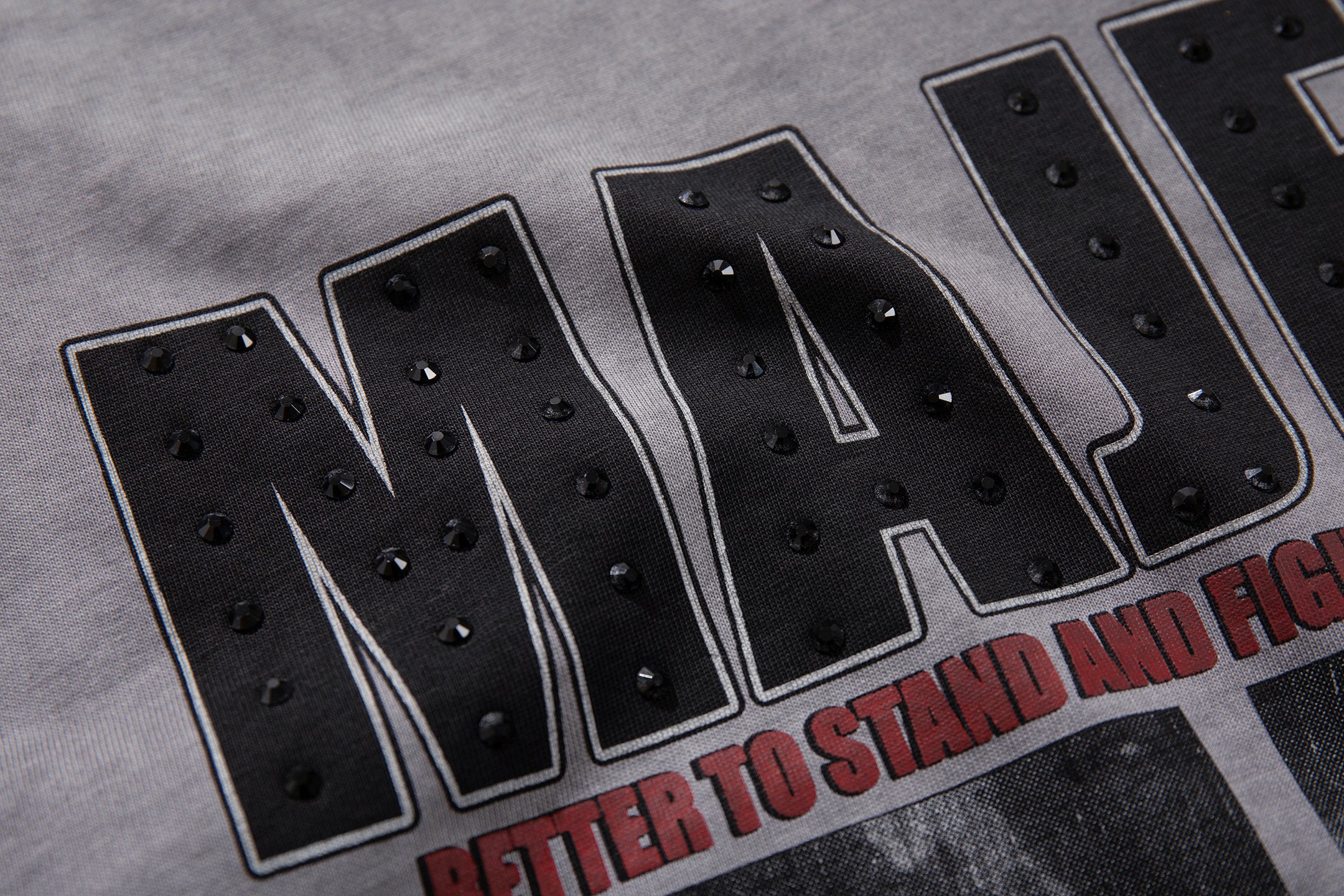 Camiseta Oversize 'Relentless Eagle' - Edición Streetwear Vintage