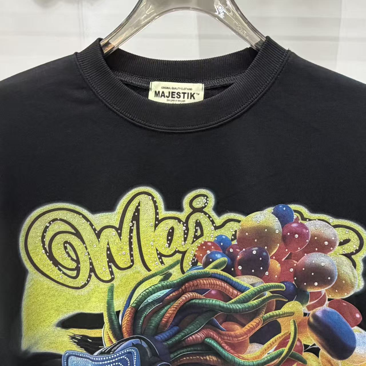 Camiseta Oversize 'Cyber-Vision' - Edición Streetwear Futurista