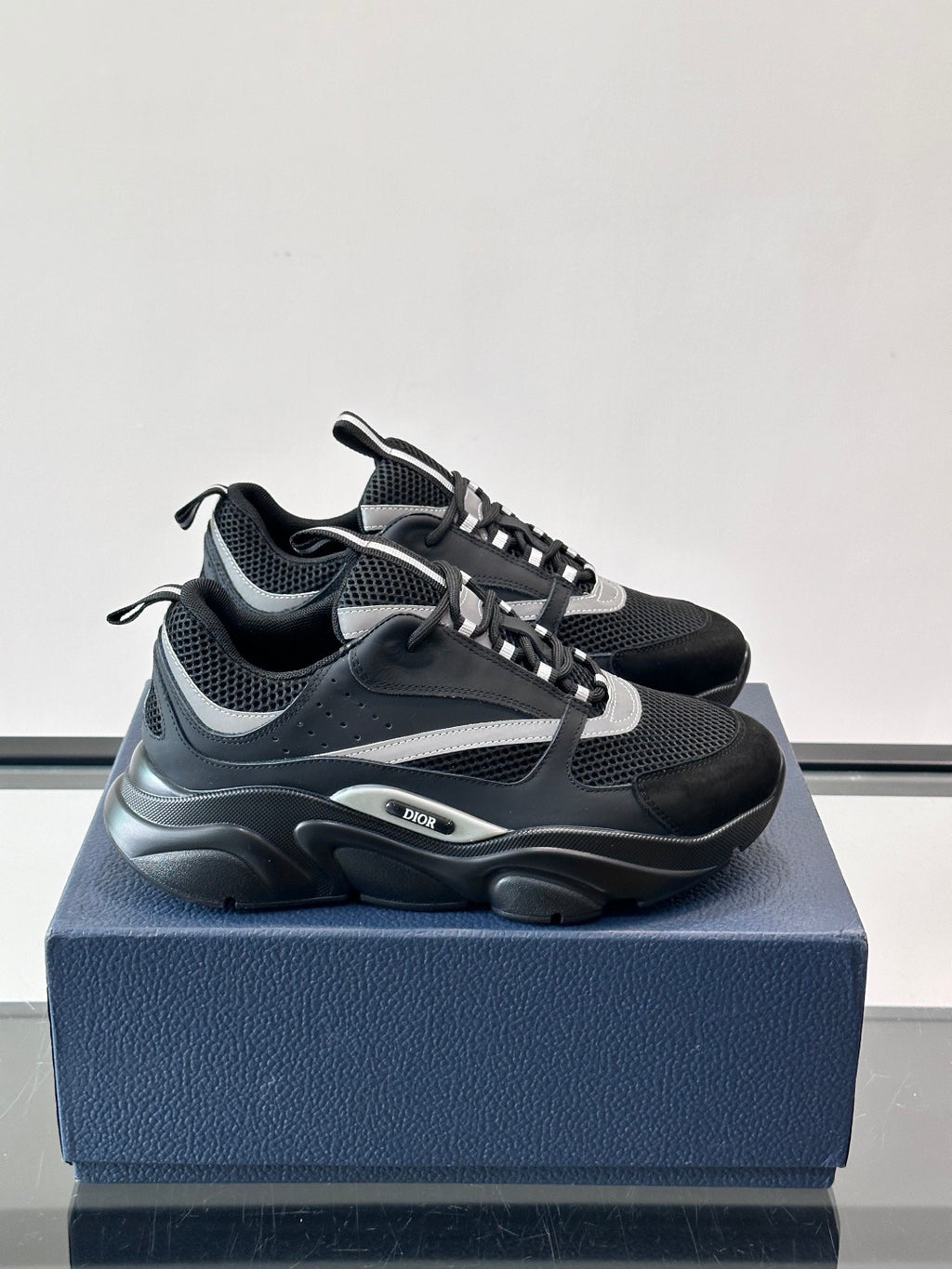 Zapatillas 'Urban Chunky' de Malla Técnica - Edición Streetwear de Lujo"