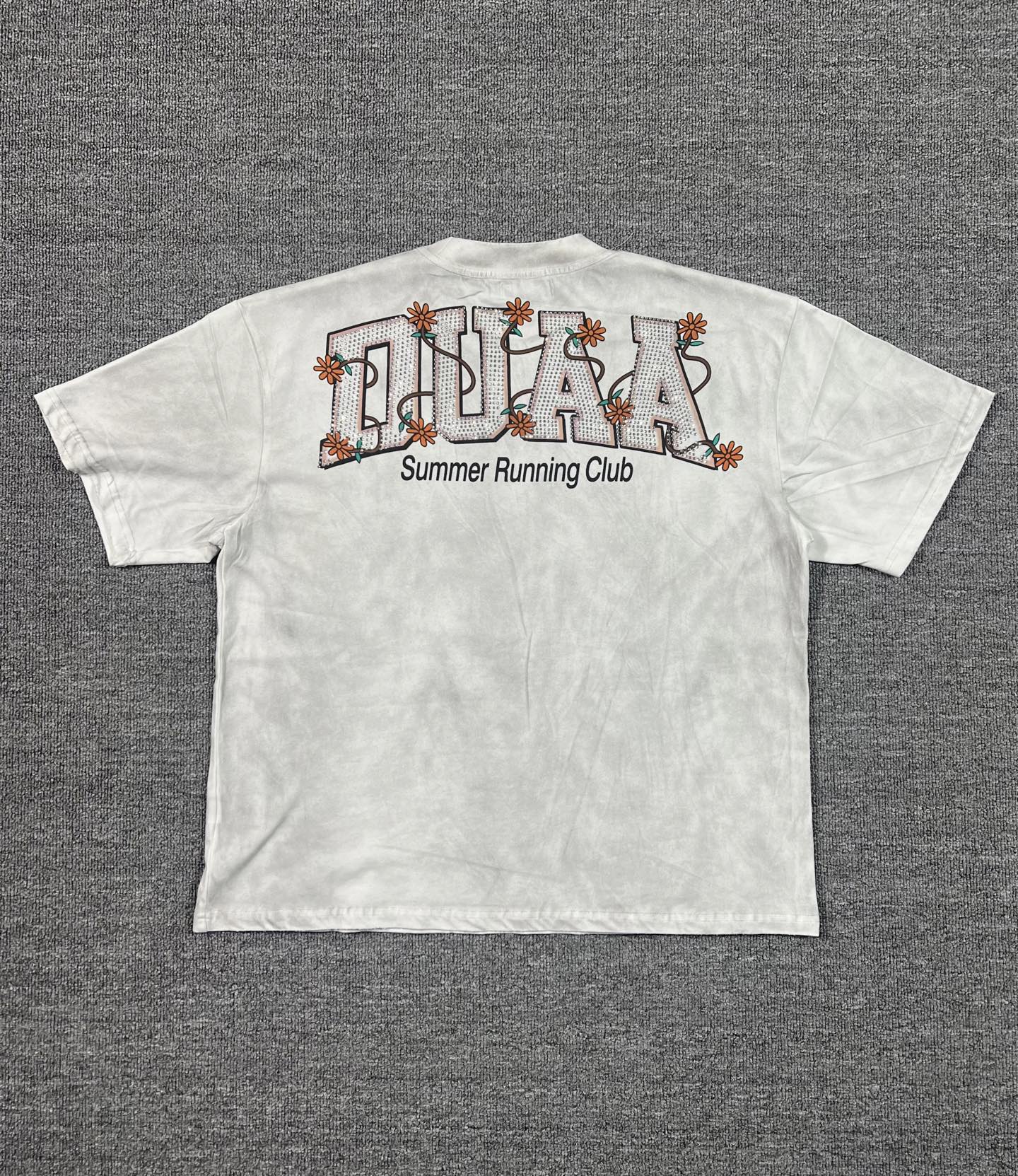 Camiseta Oversize Gráfica 'Summer Running Club' - Edición Streetwear