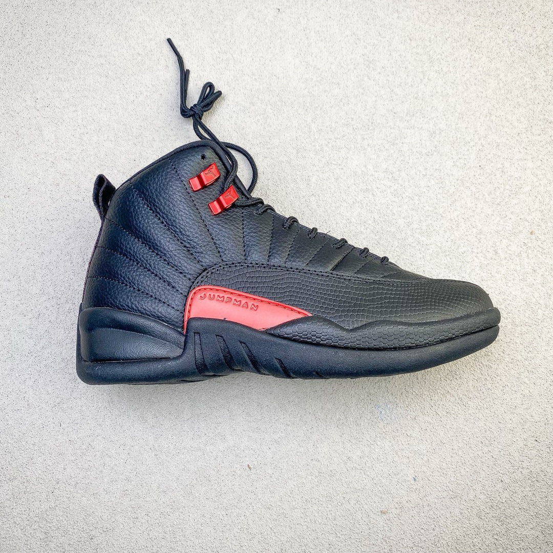 Air Jordan 12 Retro "Bloodline"