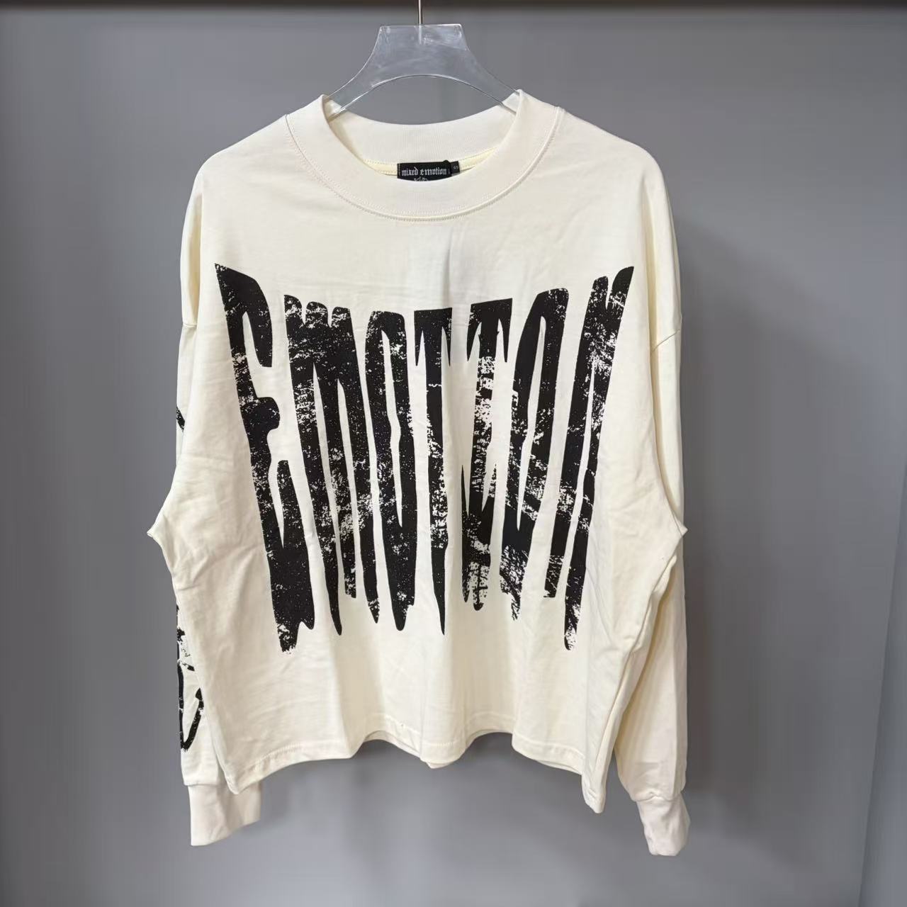 Camiseta Mixed Emotion 'Graphic Concept' - Edición Streetwear Artística