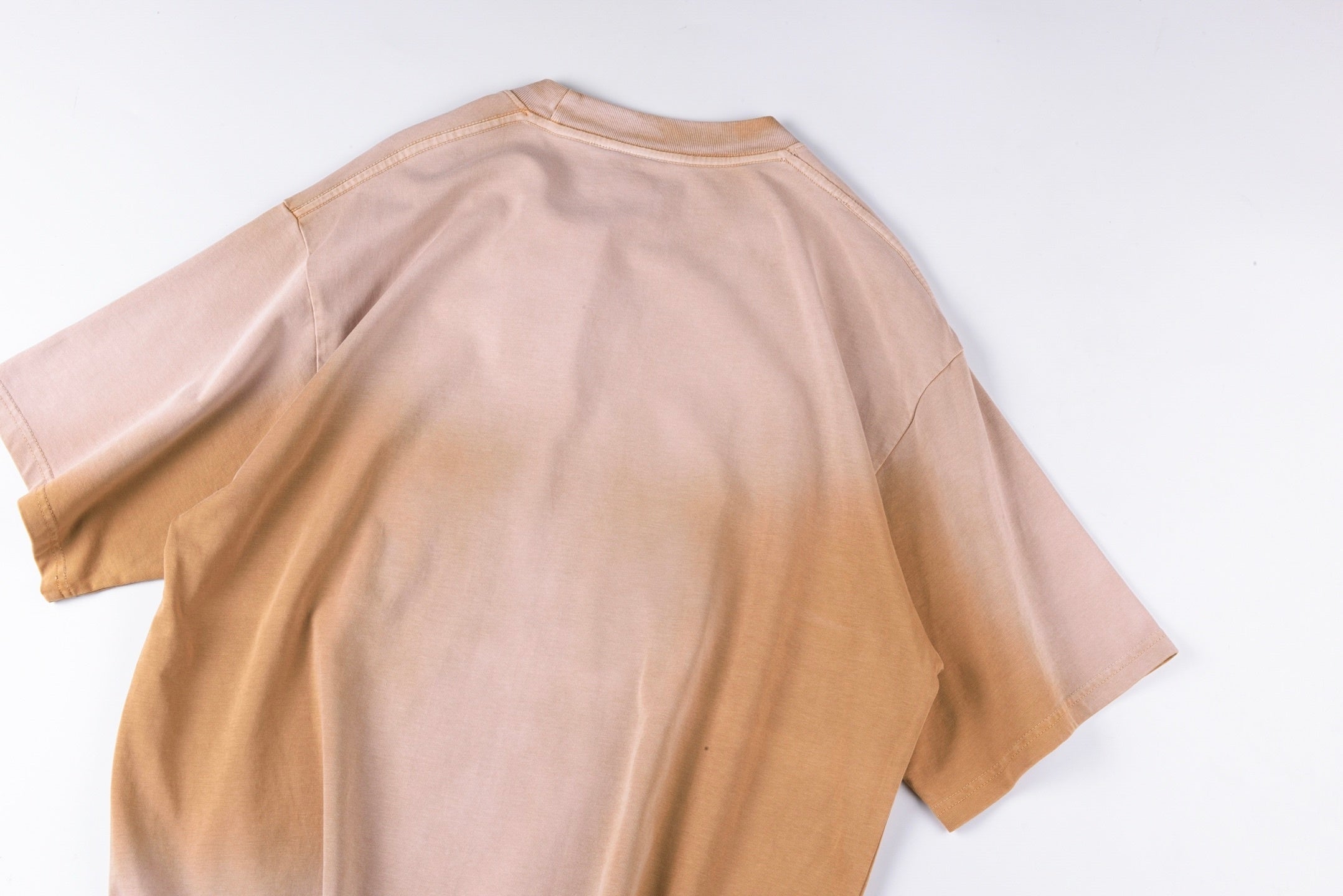Camiseta Oversize Gráfica 'Vain Life Sketch' - Edición Streetwear Vintage