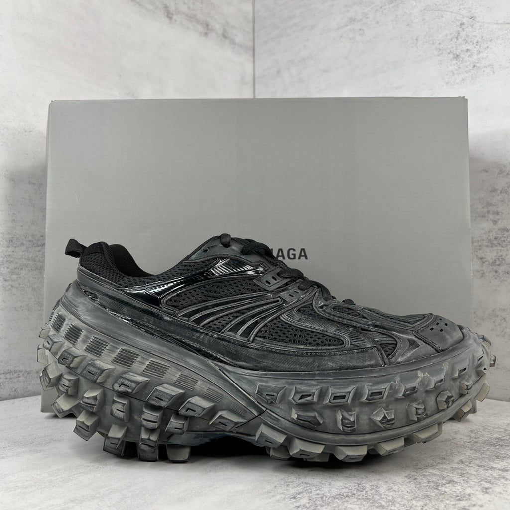 Zapatillas 'Off-Road Tread' - Edición Streetwear Vanguardista