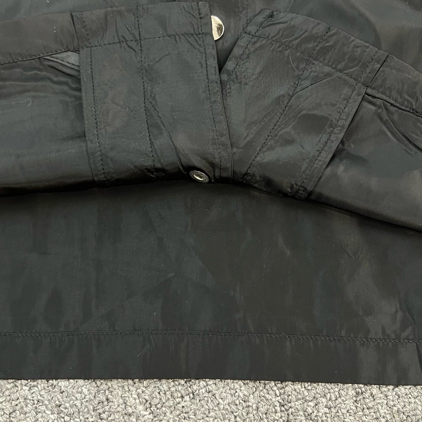 Camisa Técnica 'Hooded Utility' - Edición Streetwear Vanguardista