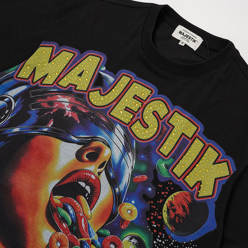 Camiseta Oversize 'Cosmic Cereal' - Edición Streetwear Gráfica