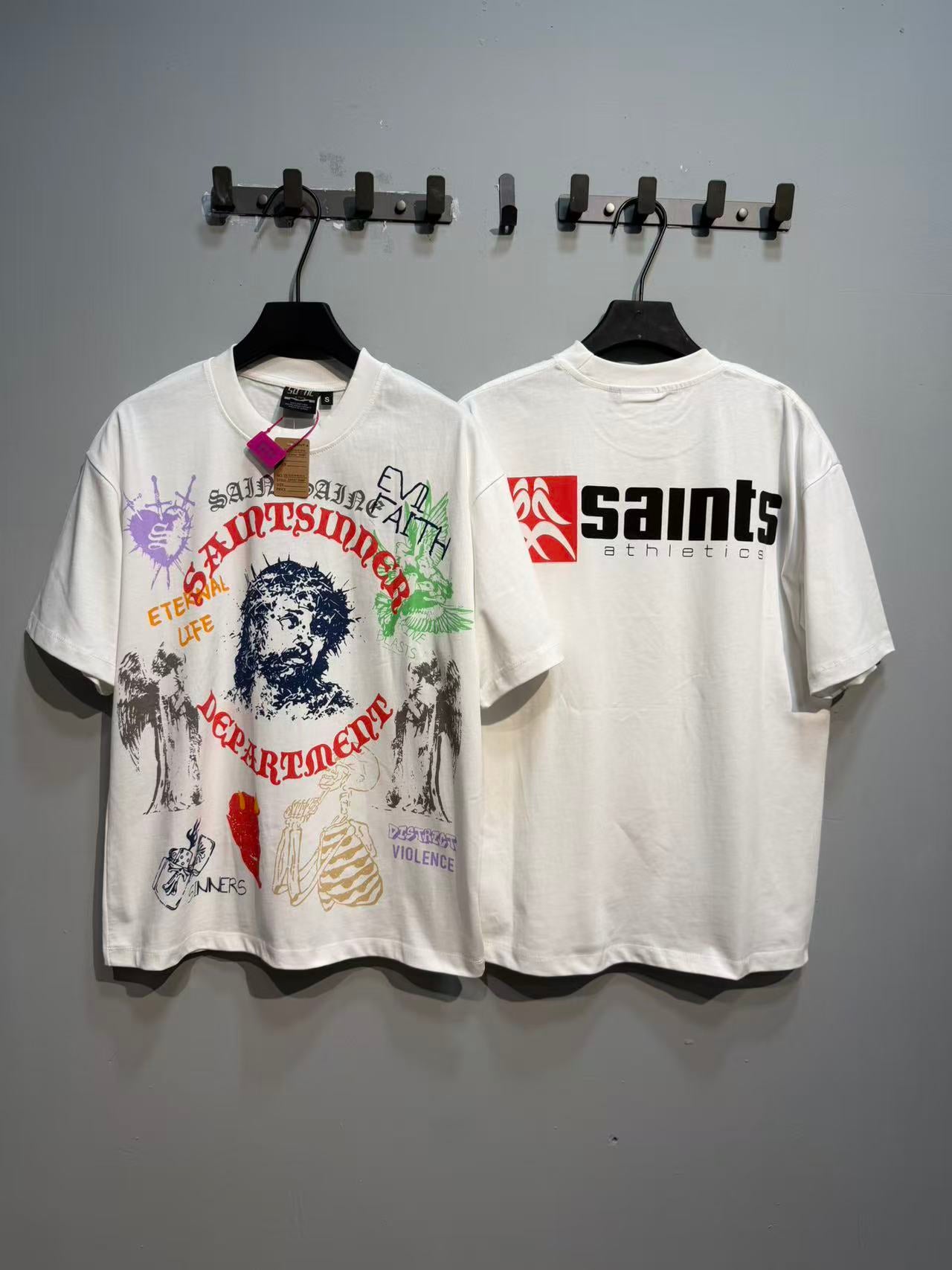 Camiseta Oversize Gráfica 'Saint & Sinner' - Edición Streetwear de Alto Impacto
