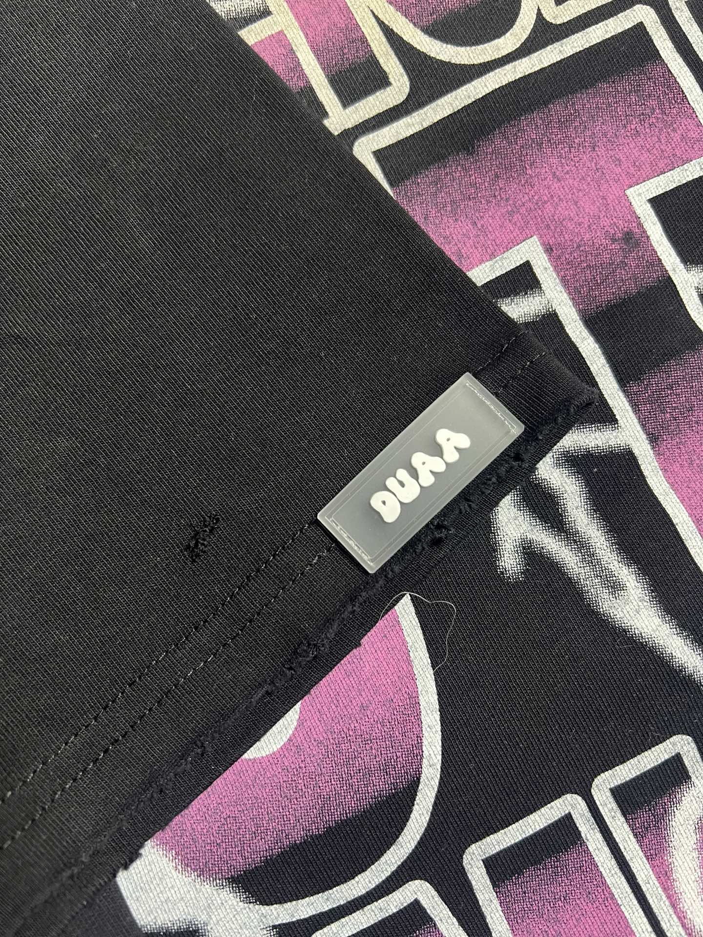 Camiseta Oversize Gráfica 'Future Vision' - Edición Streetwear