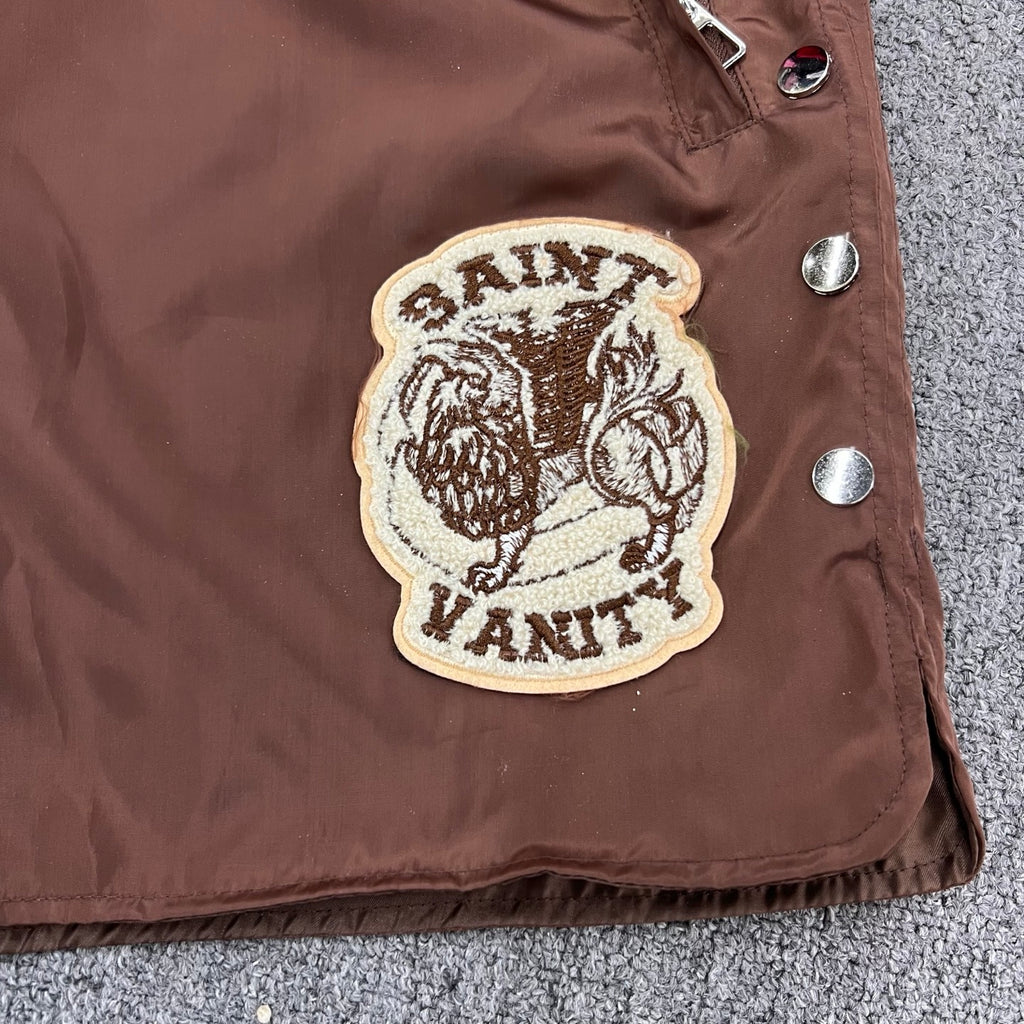 Short Urbano 'Snap-Button' con Parche - Edición Streetwear