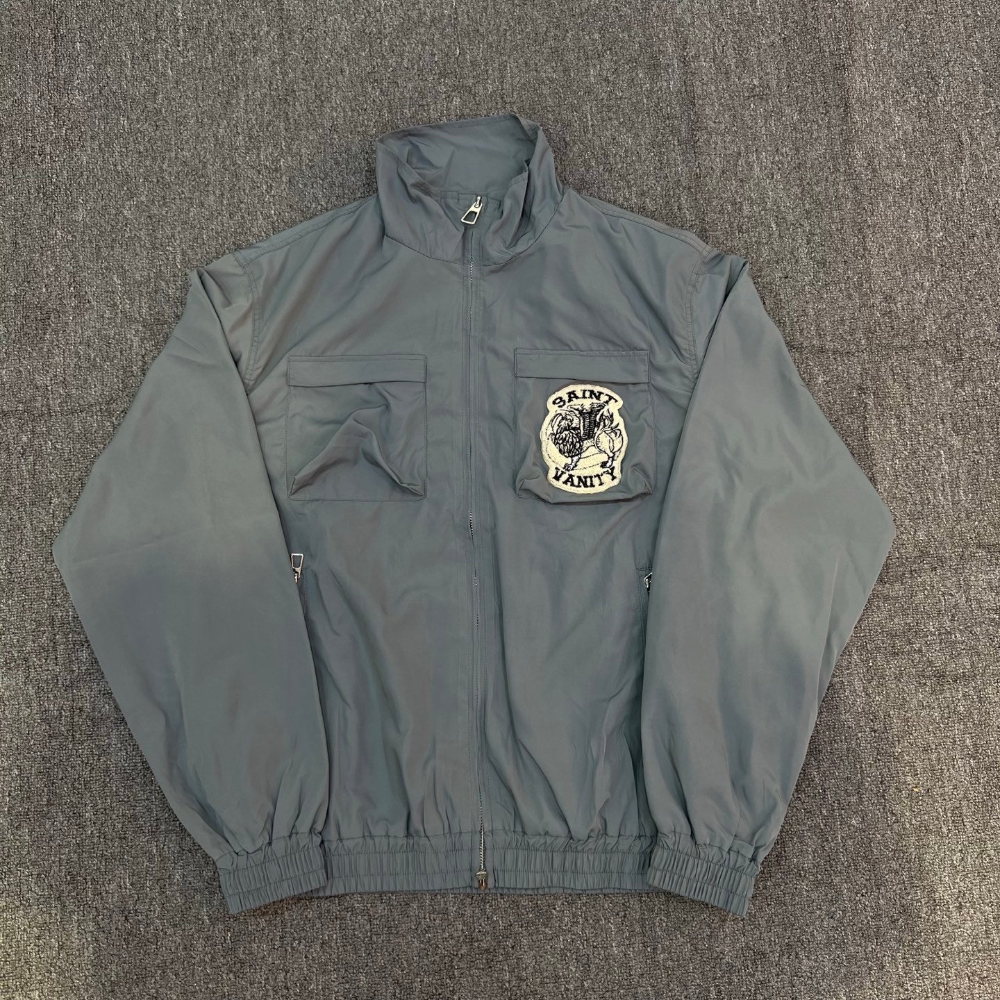 Chaqueta 'Utility Patch' - Edición Streetwear Técnica