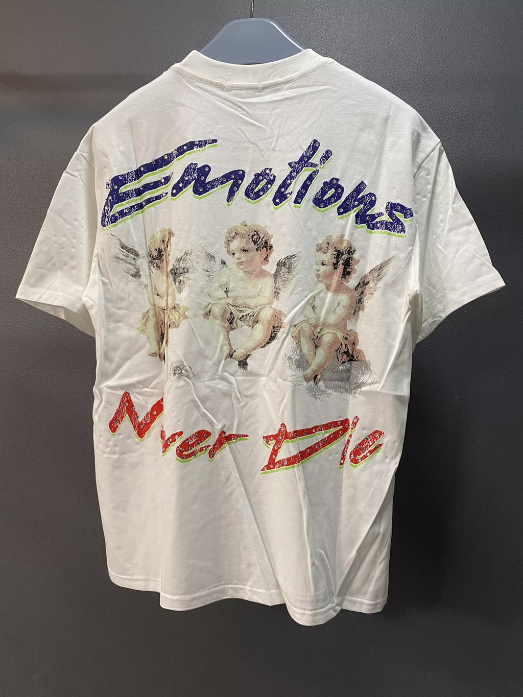 Camiseta Mixed Emotion 'Graphic Concept' - Edición Streetwear Artística