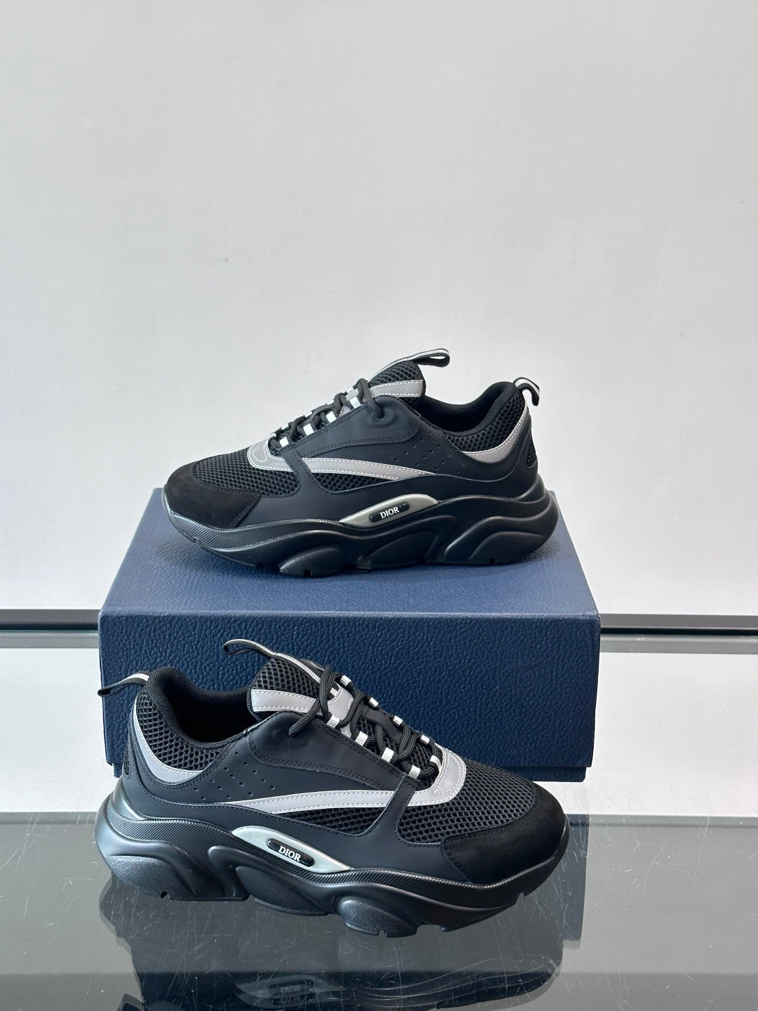 Zapatillas 'Urban Chunky' de Malla Técnica - Edición Streetwear de Lujo"