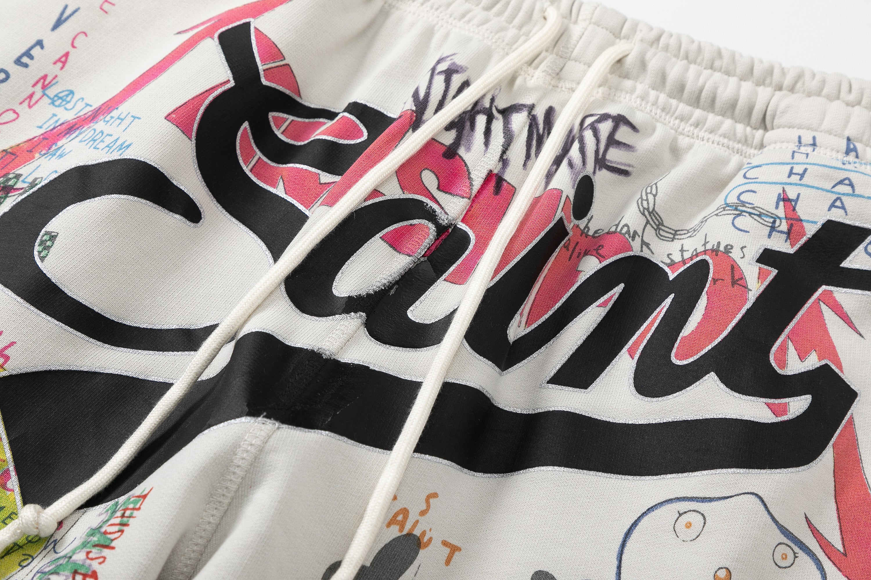 Shorts 'Saint' - Edición Streetwear Artística