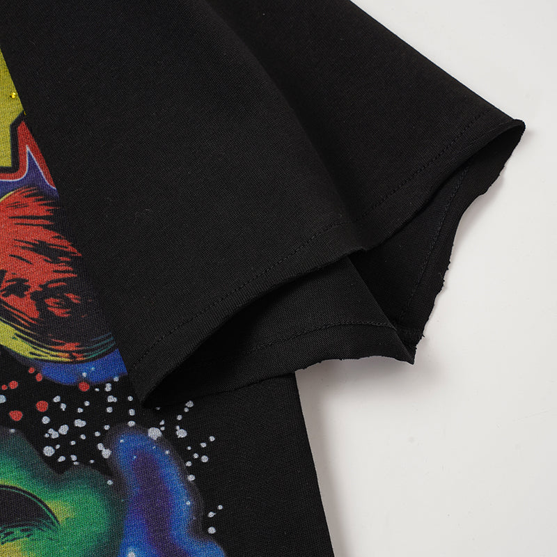 Camiseta Oversize 'Cosmic Cereal' - Edición Streetwear Gráfica