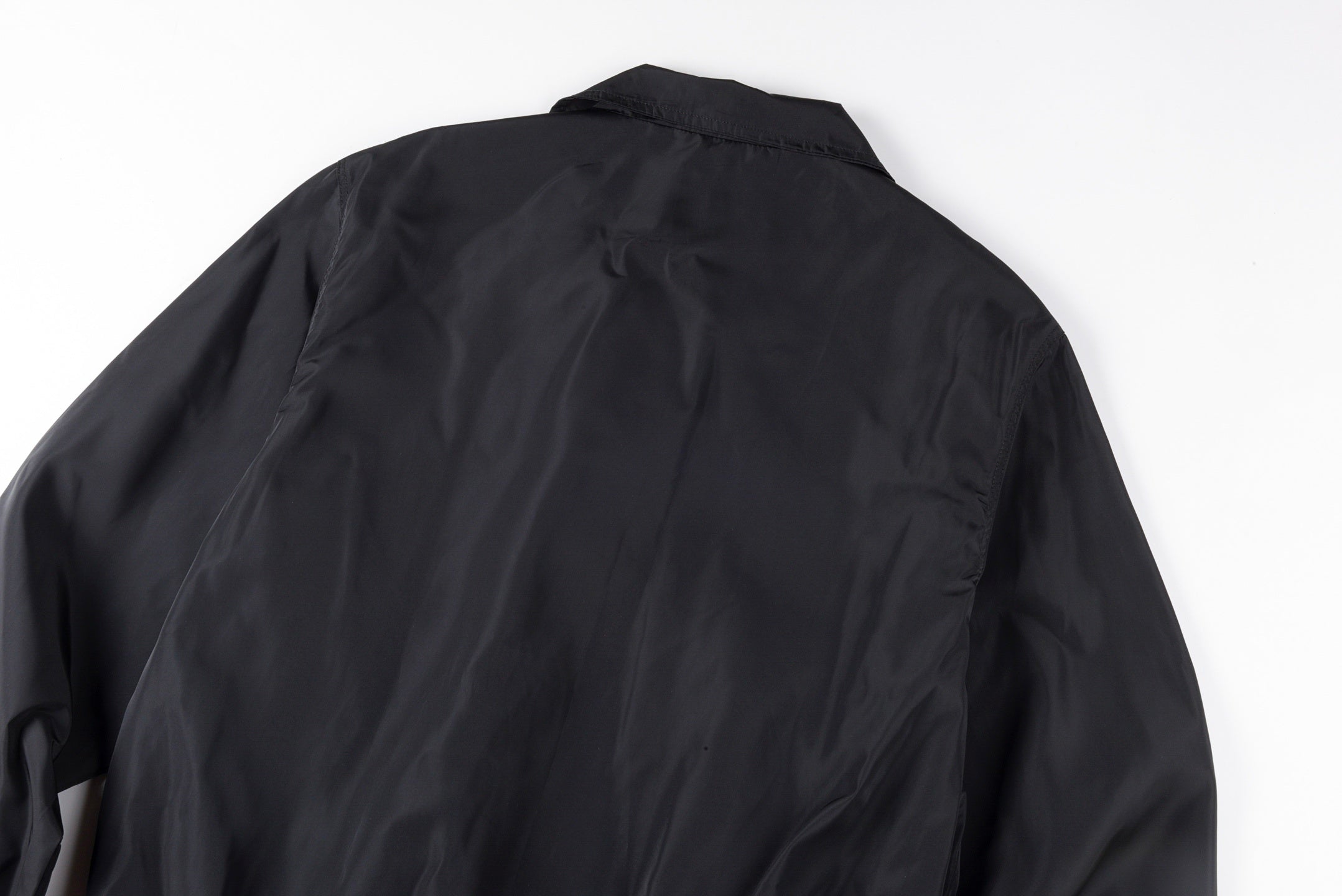 Chaqueta 'Utility Patch' - Edición Streetwear Técnica