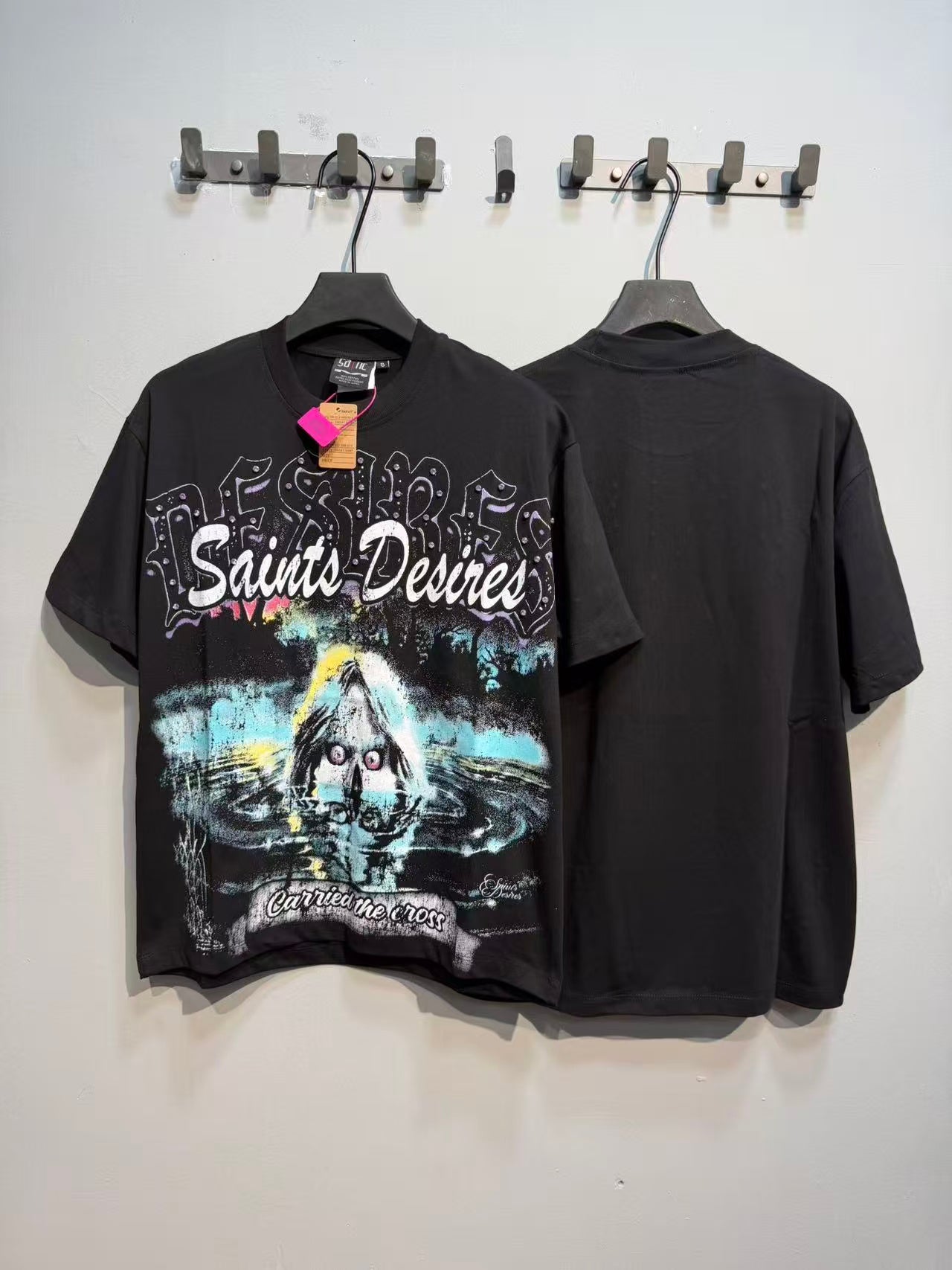 Camiseta Oversize Gráfica 'Saint & Sinner' - Edición Streetwear de Alto Impacto