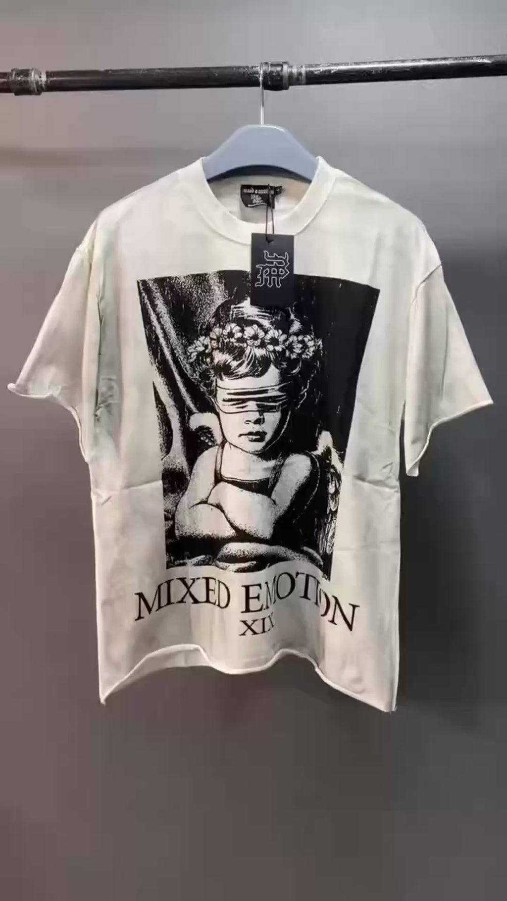 Camiseta Mixed Emotion 'Graphic Concept' - Edición Streetwear Artística