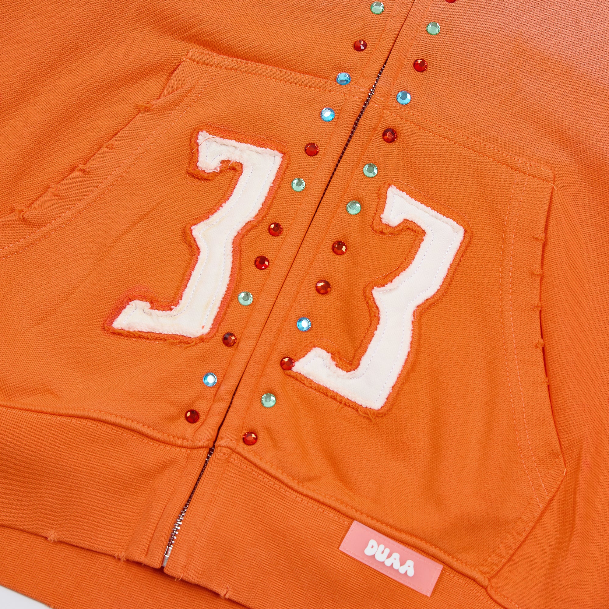 Sudaderas con capucha y cierre completo "DUAA 33" con detalles de tachuelas