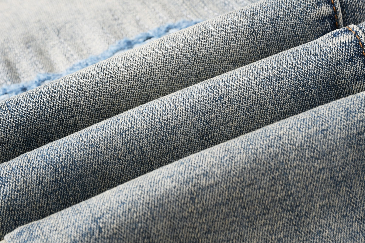 Jeans Purple Brand – Lavado Vintage con Parches Azules
