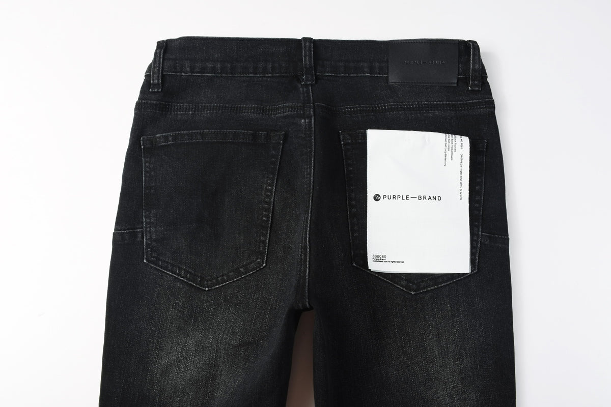 Jeans Negro Desgastado – Detalles en Pedrería
