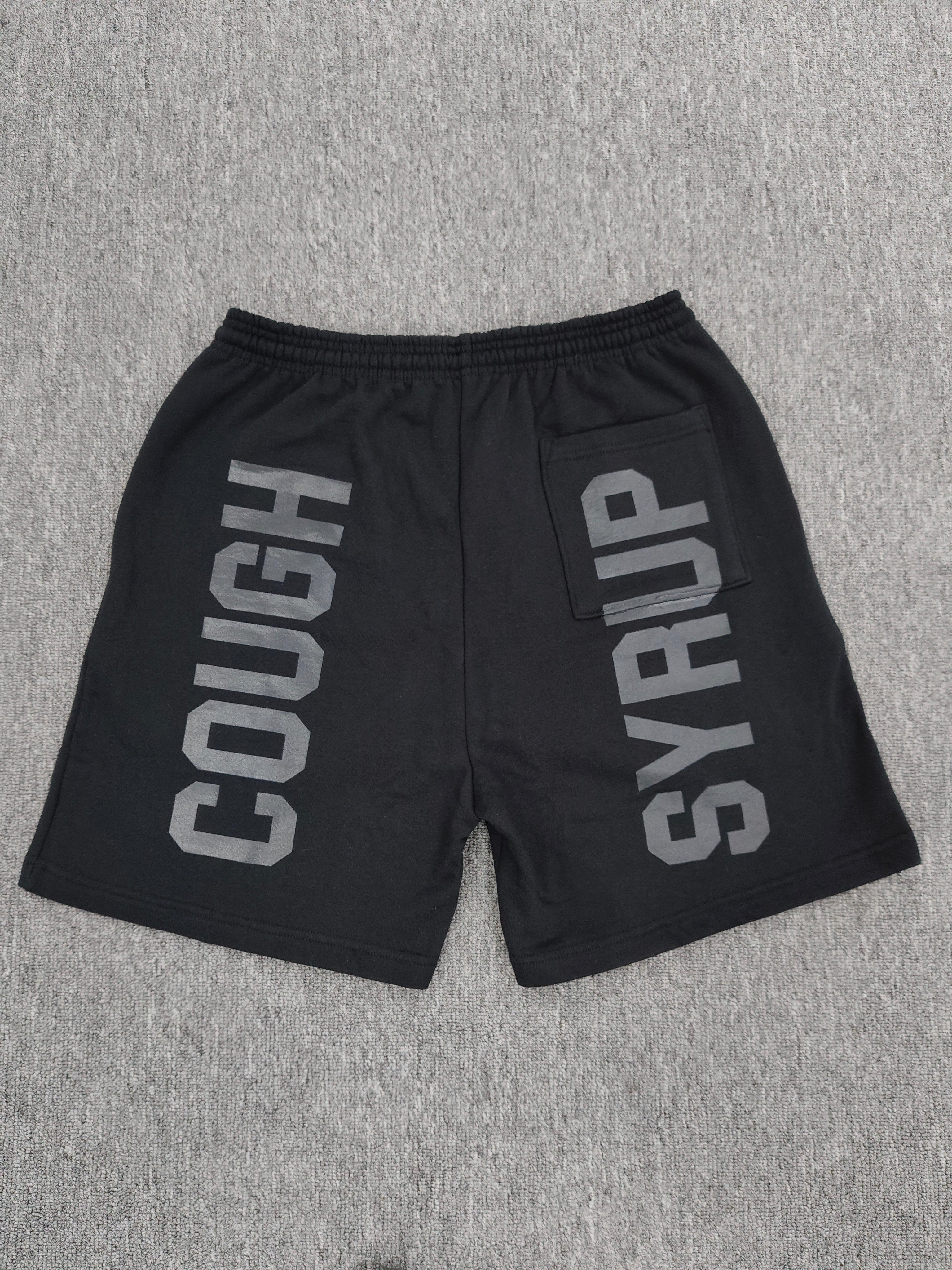 Short Deportivo Negro con Texto – Estilo Urbano