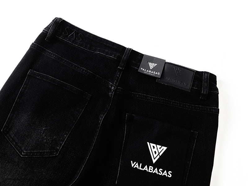 Jeans Valabasas – Lavado Negro con Remiendos
