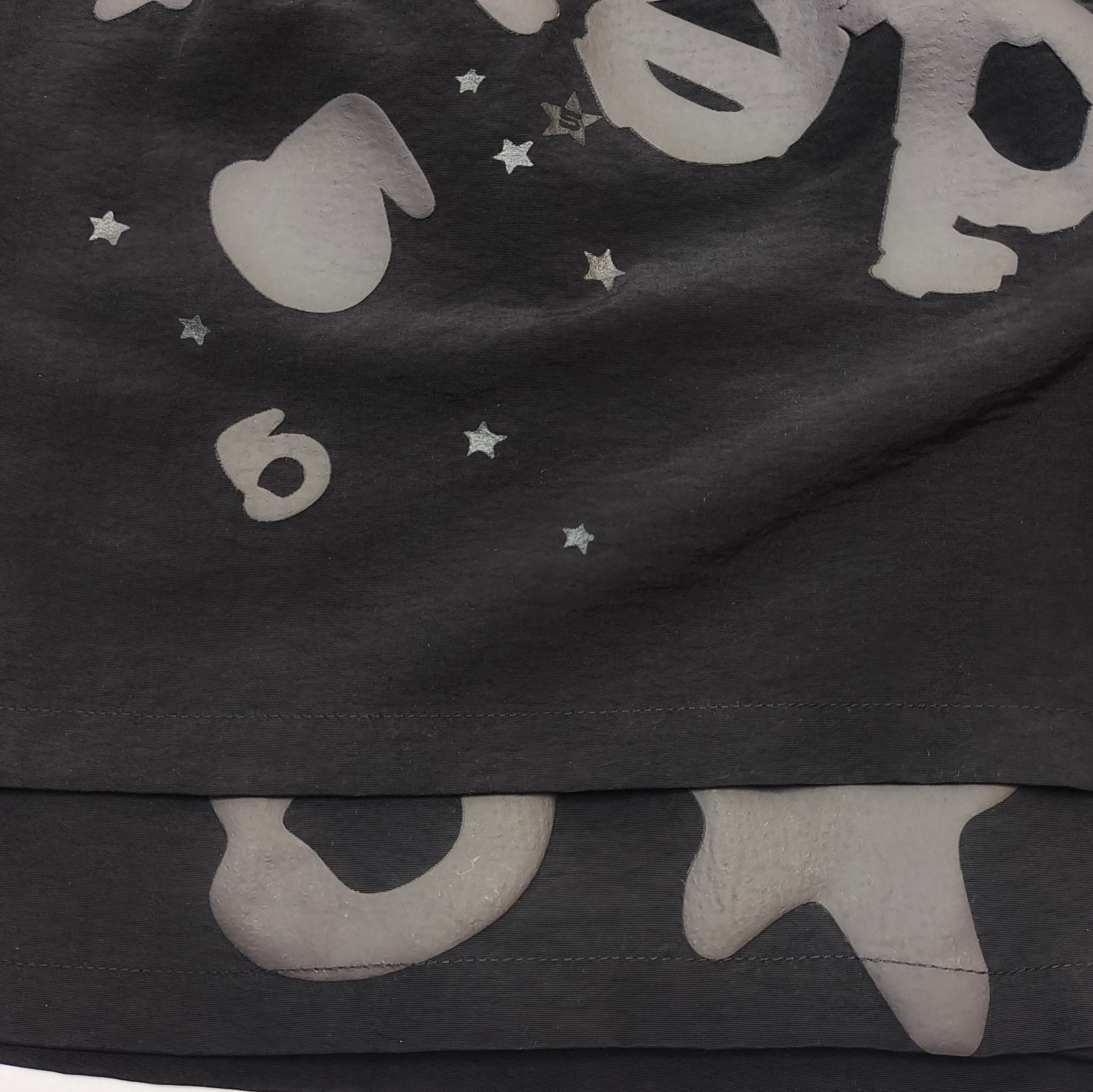 Shorts Sp5der – Doble Capa con Logo y Estrellas