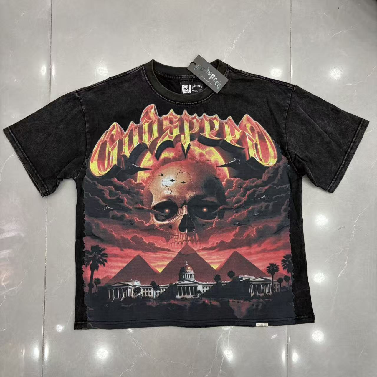 Camiseta Godspeed Echoes of Empires Tee – Black Wash