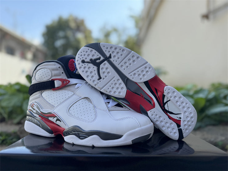 Jordan 8 Retro "Bugs Bunny / Alternate"