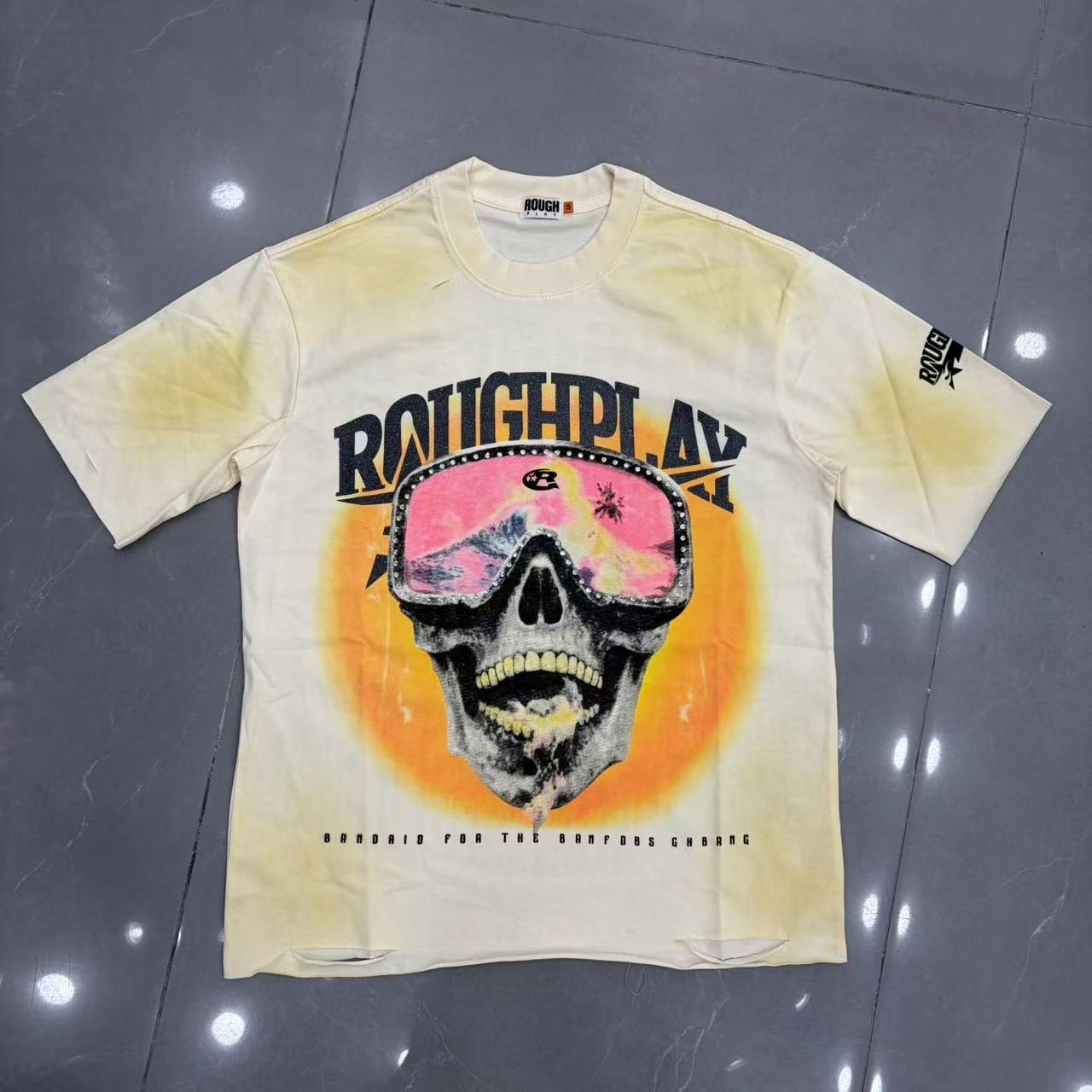 Roughplay "Bandaid For The Battle Wounds" (Skull Edition).