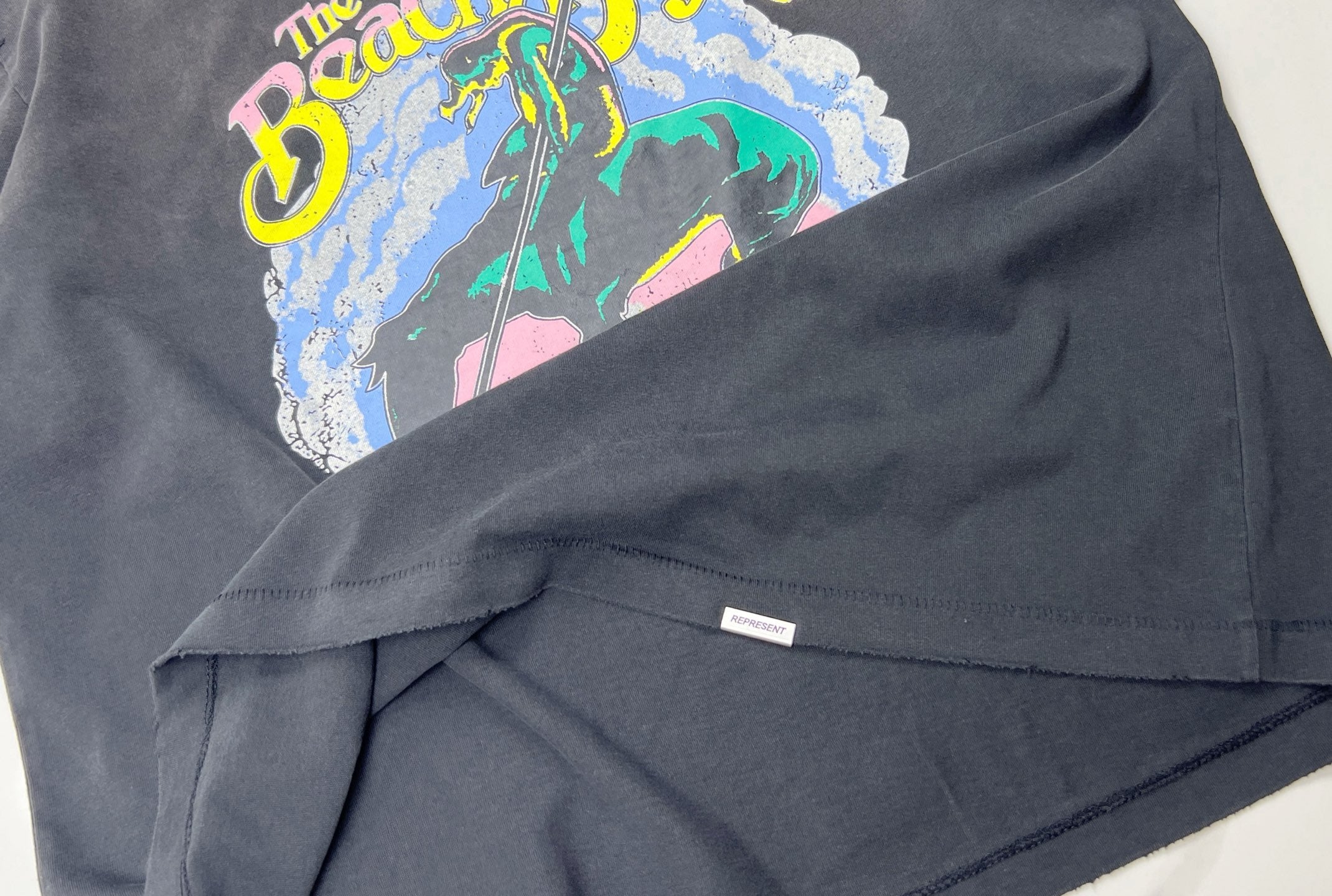 Camiseta Represent x Beach Boys "Endless Summer"
