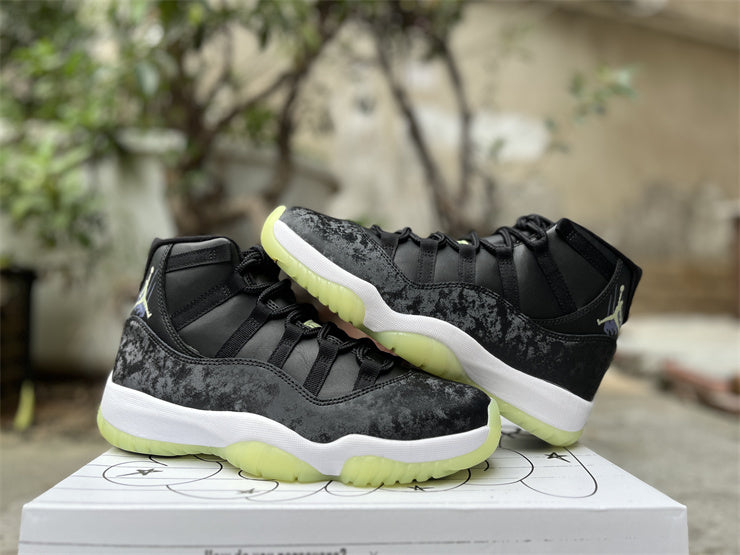 Jordan 11 Retro "Black Green Glow"
