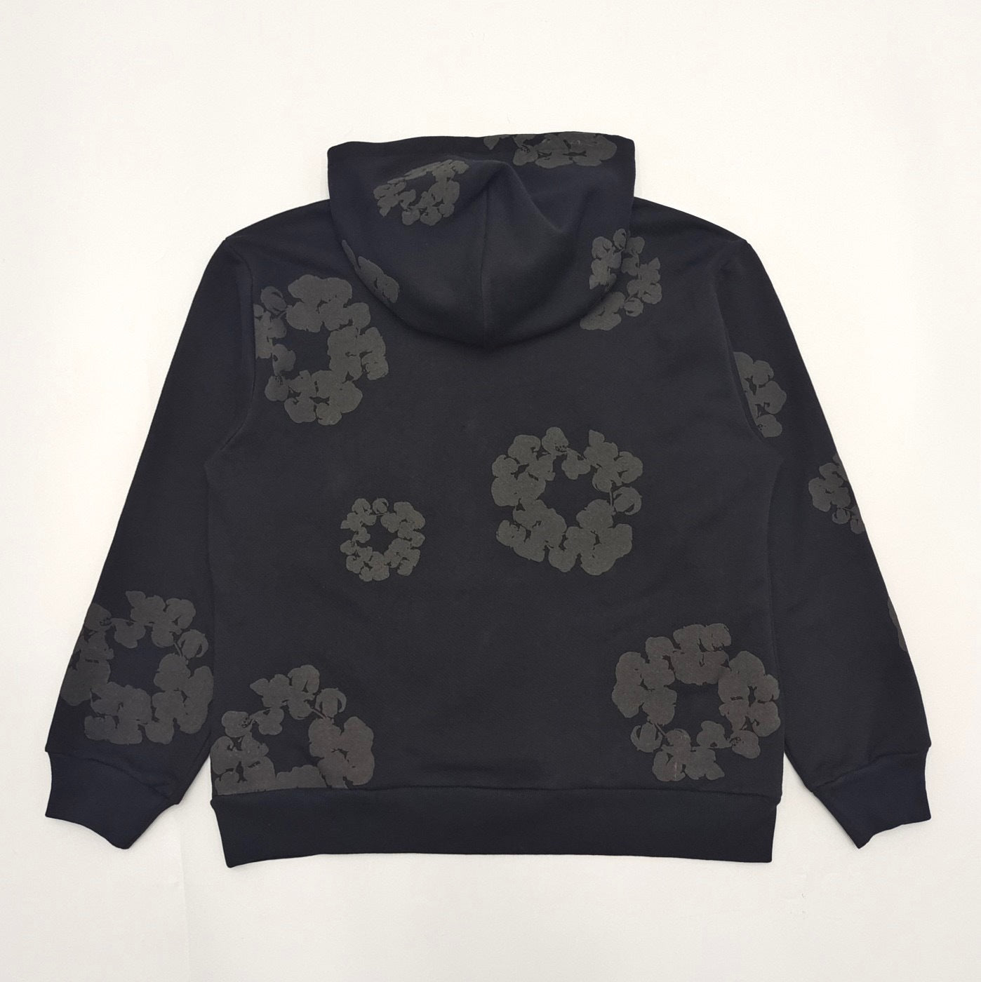 Sudadera Denim Tears – Patrón Corona de Flores Completo
