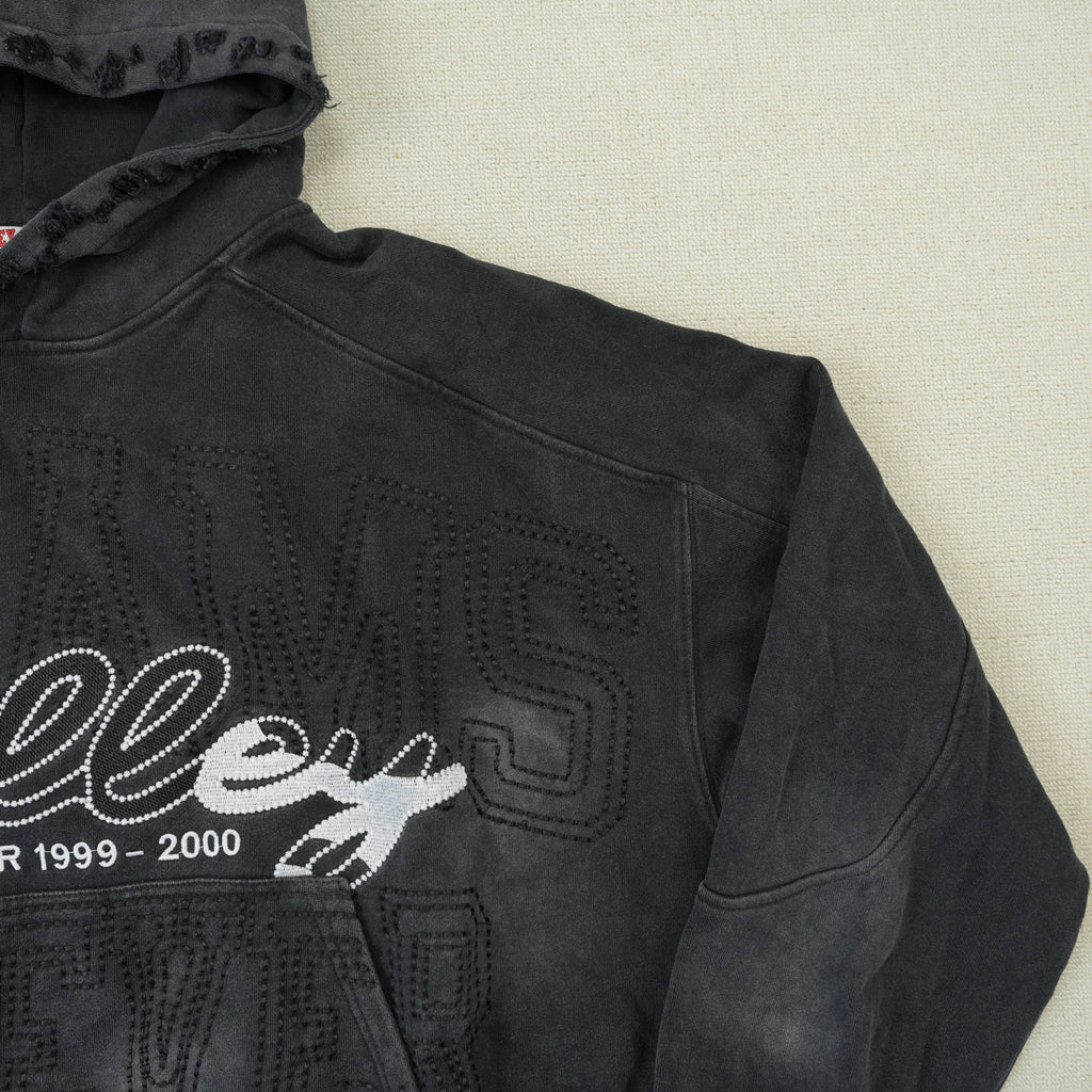 Sudadera con Capucha Negra Lavado Desgastado "Valley Dreams Forever"