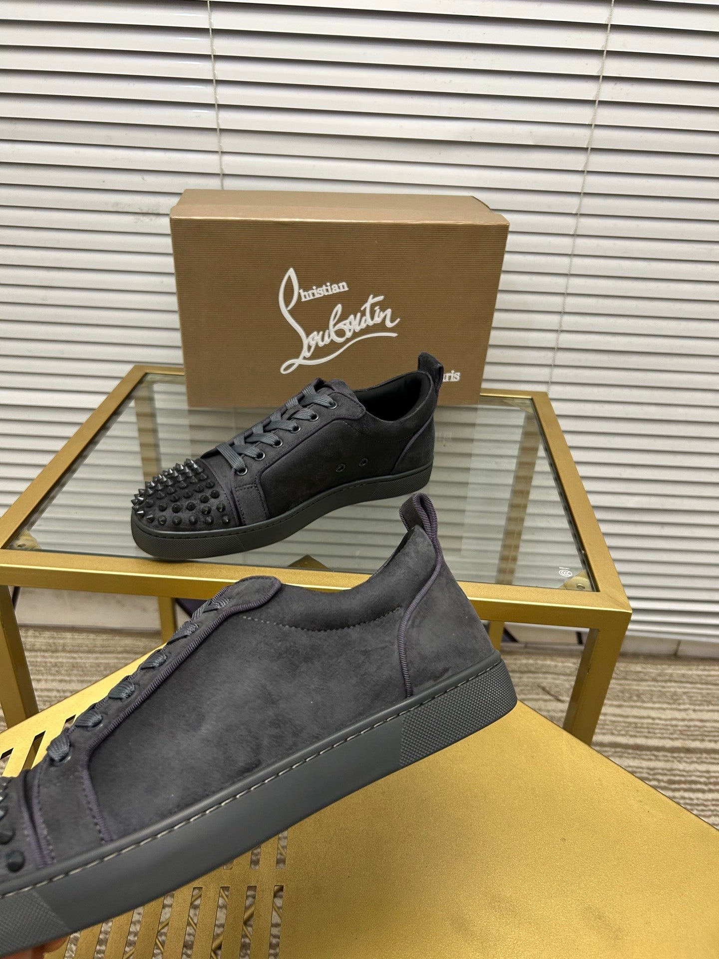 Christian Louboutin Louis Junior Spikes Orlato Flat Grey