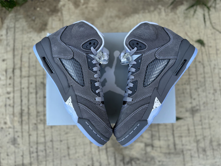 Jordan 5 Retro "Wolf Grey / Stealth"