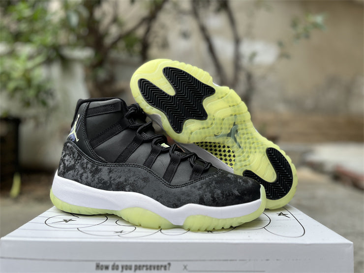 Jordan 11 Retro "Black Green Glow"