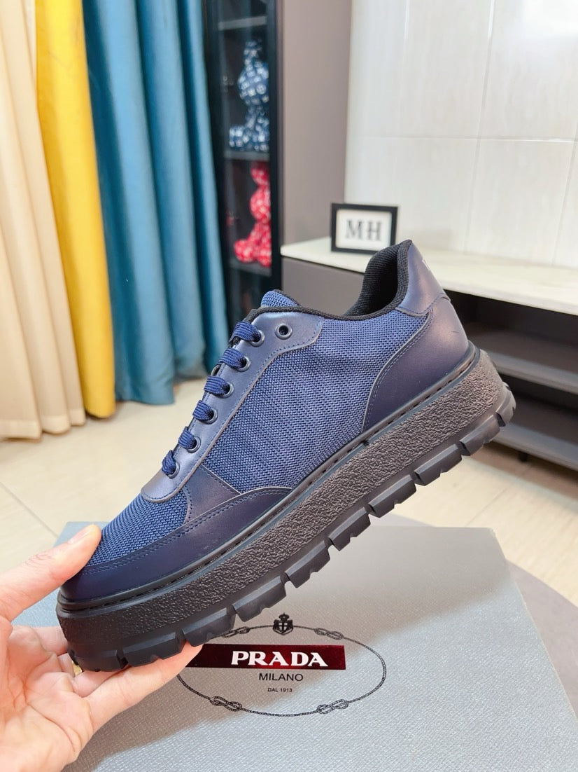 Prada Macro Re-Nylon y Piel Cepillada