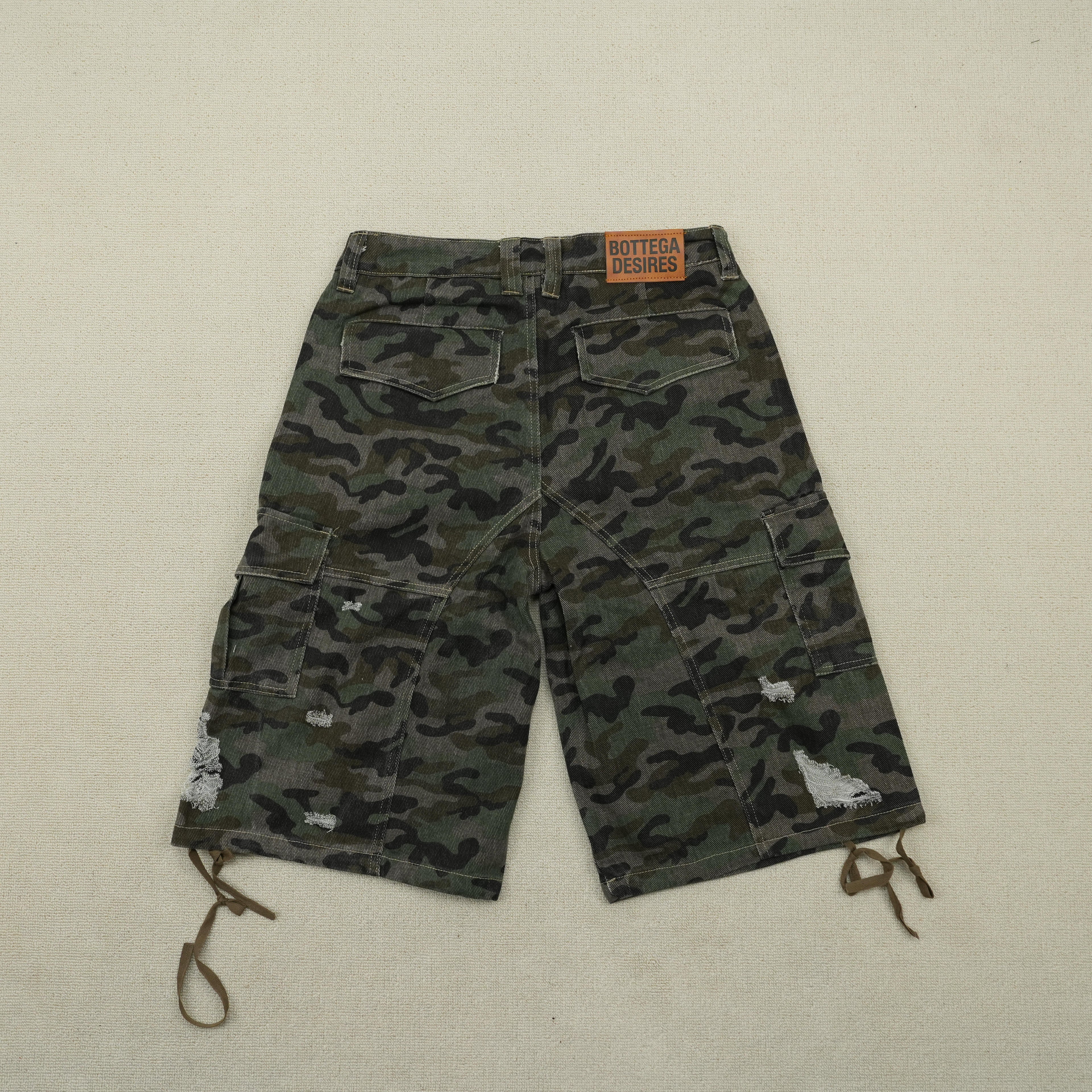 Short Bottega Desires – Camuflaje Cargo Desgastado
