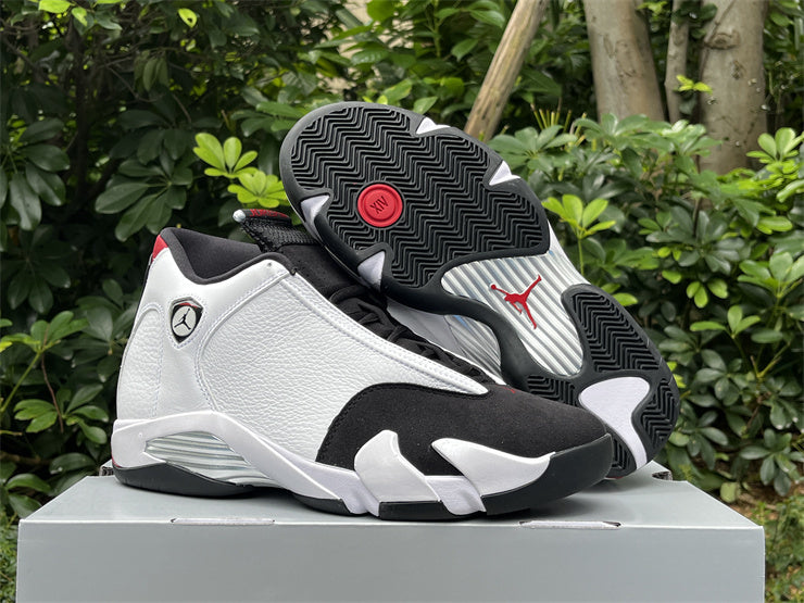 Air Jordan 14 Retro "Black Toe"
