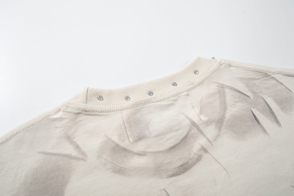 Camiseta Corta Urbana BKYS "Disaster" - Off-White / Gris Claro